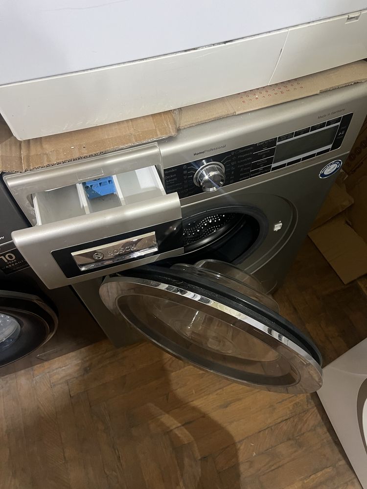 Пральна машина Bosch  WAY327X0 HomeProfessional Німеччина