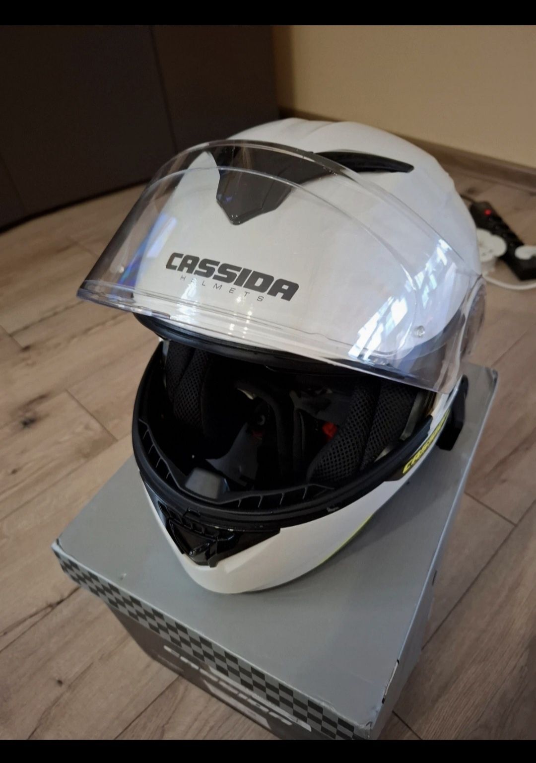Kask motocyklowy CASSIDA