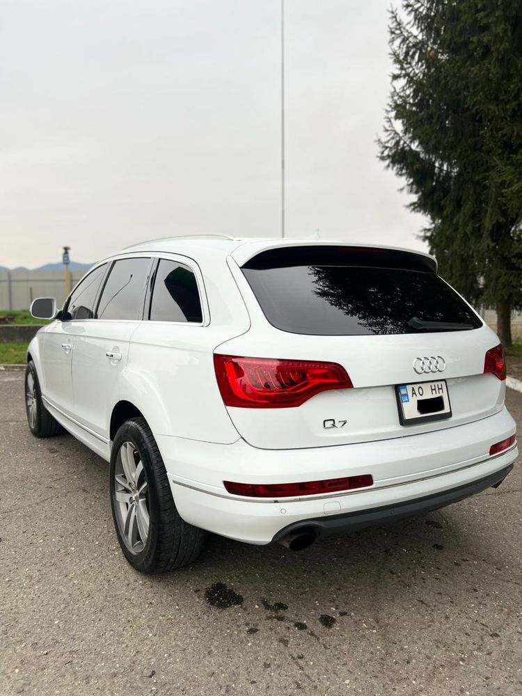 Продам Audi Q7 2012 року в ідеальному стані