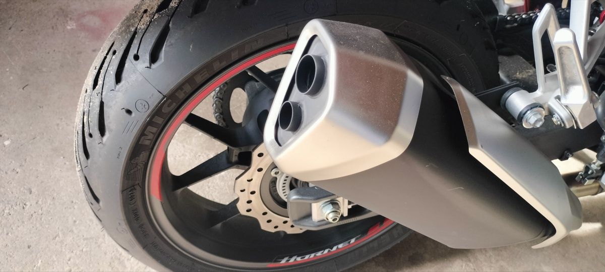 Honda Hornet 750
