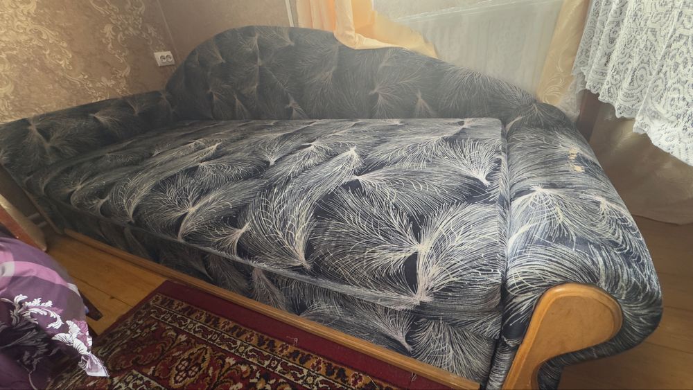 Диван тканинний 300 грн смт Дашава