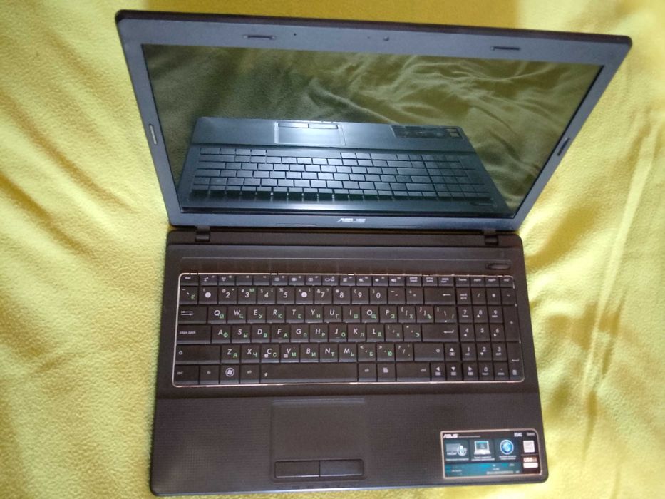 Ноутбук ASUS Х54С 6 Гб ОЗУ, SSD 120 Гб и HDD 500 Гб