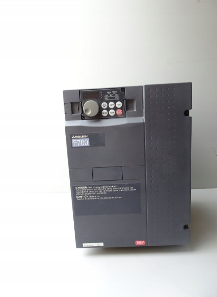 Falownik 15kW Mitsubishi, falownik Do Pompy Głębinowej