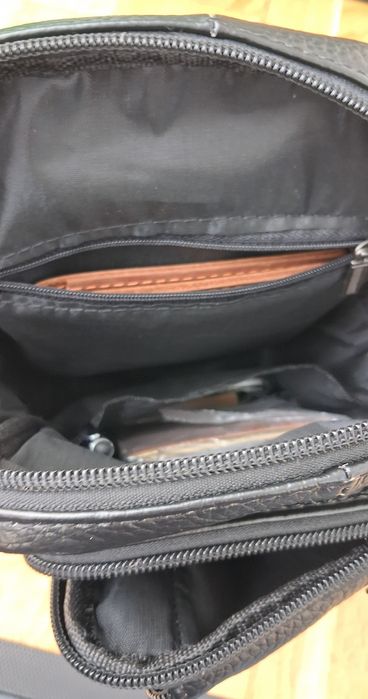 Чоловіча мужская кожаная сумка бананка на груди