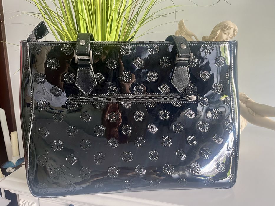Wittchen Torebka shopperka z błyszczącej skóry w monogram