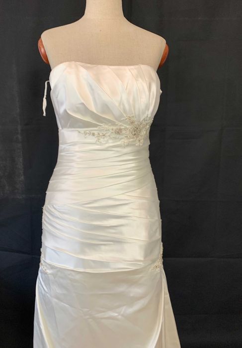 Nowa klasyczna suknia ślubna Linia A 40 Satynowa Drapowana fit flare