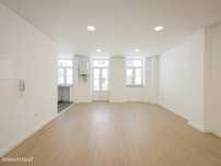 Apartamento T2 + T1 (Sótão) No 1.º Andar - Centro De Ílhavo