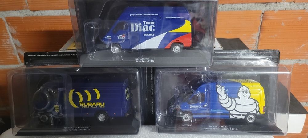 8 Viaturas Assistência Rally Novas
