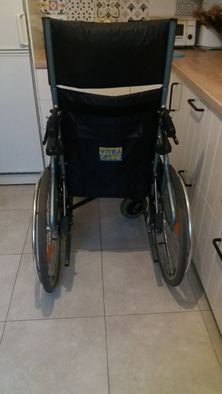 Wózek inwalidzki specjalistyczny vitea care recliner składany