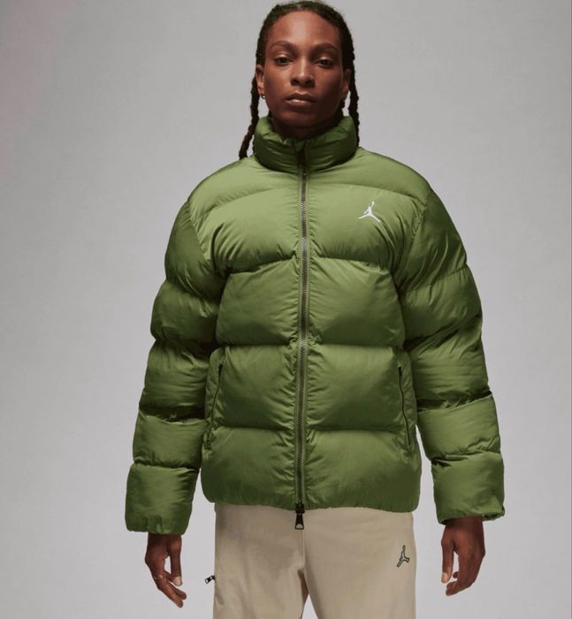 Нова куртка nike jordan