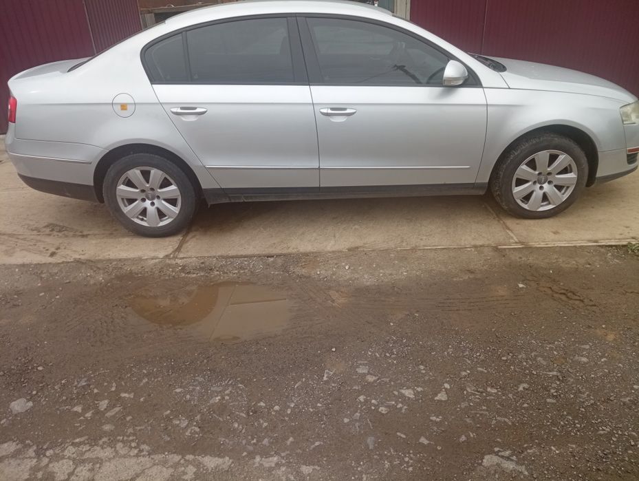 Продам пасат б6 у хорошому стані