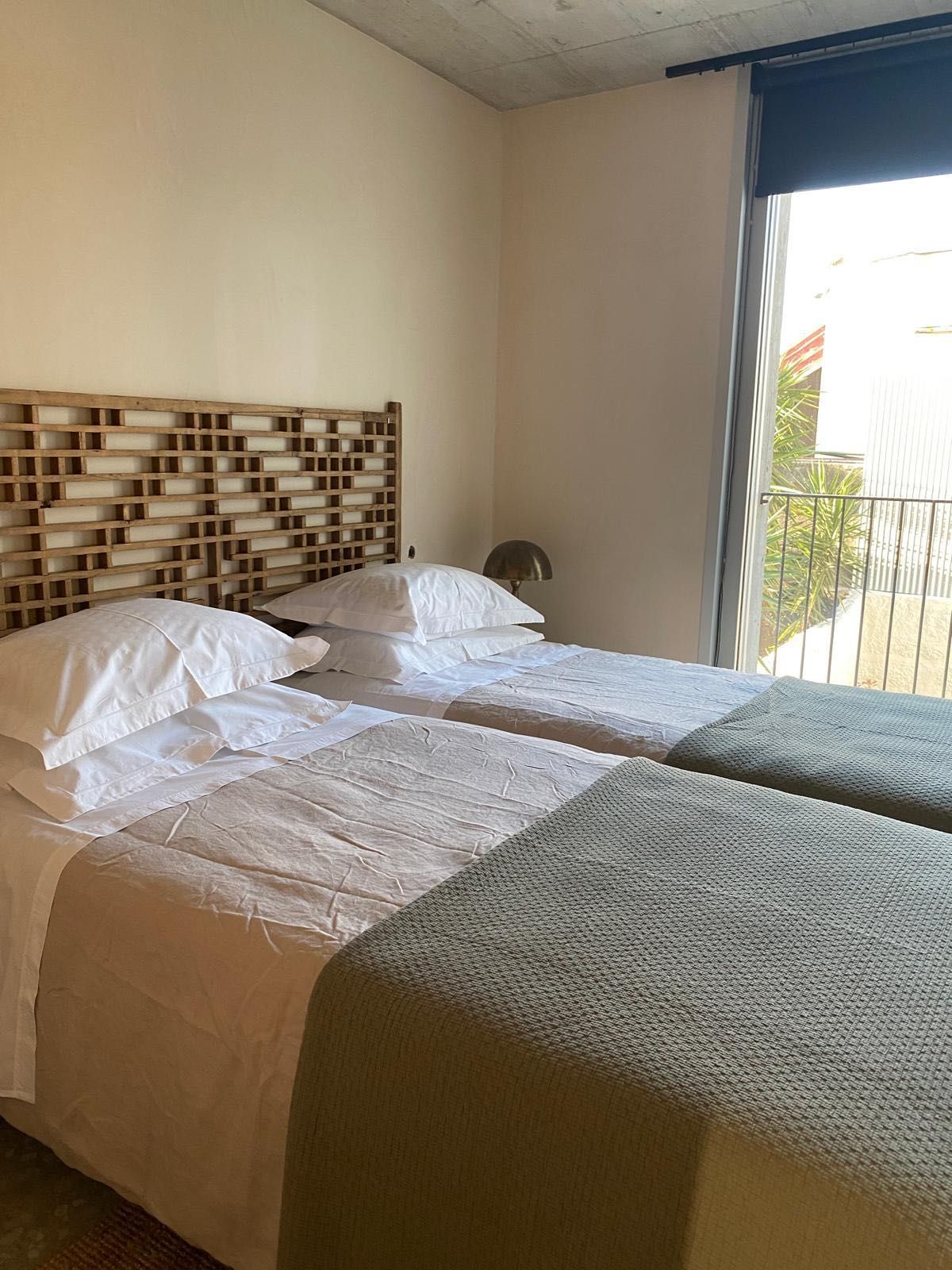 Apartamento T2 de luxo Mobilado p/ Arrendar nas Antas
