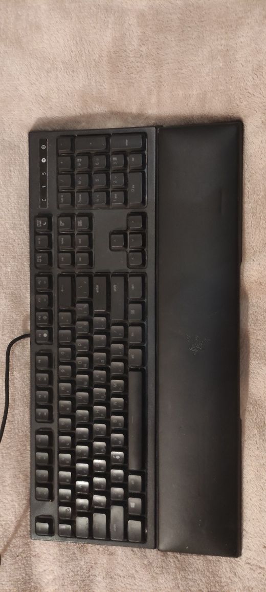 Клавиатура Razer Ornata Chroma