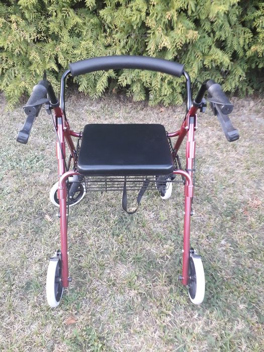Chodzik / balkonik na kółkach rehabilitacyjny