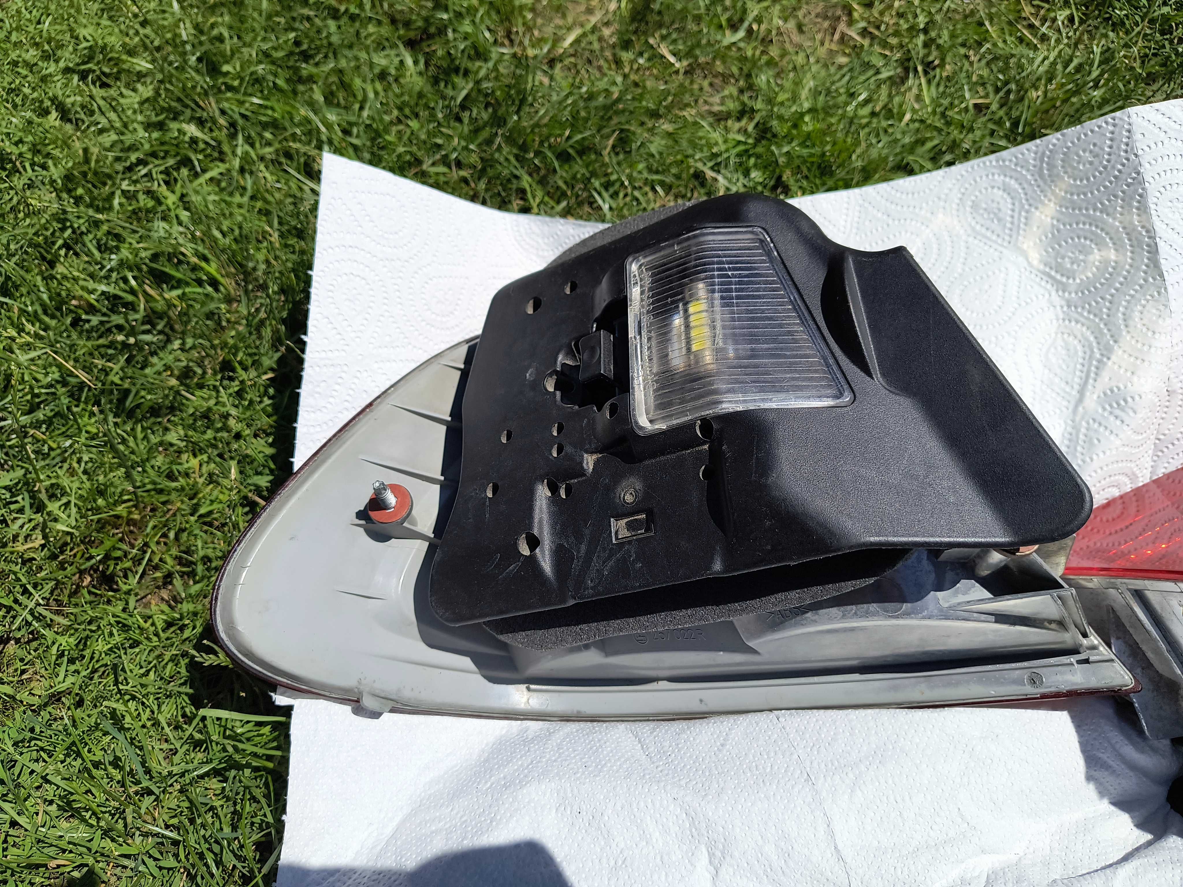 Sprzedam lampy BMW e46 coupe.