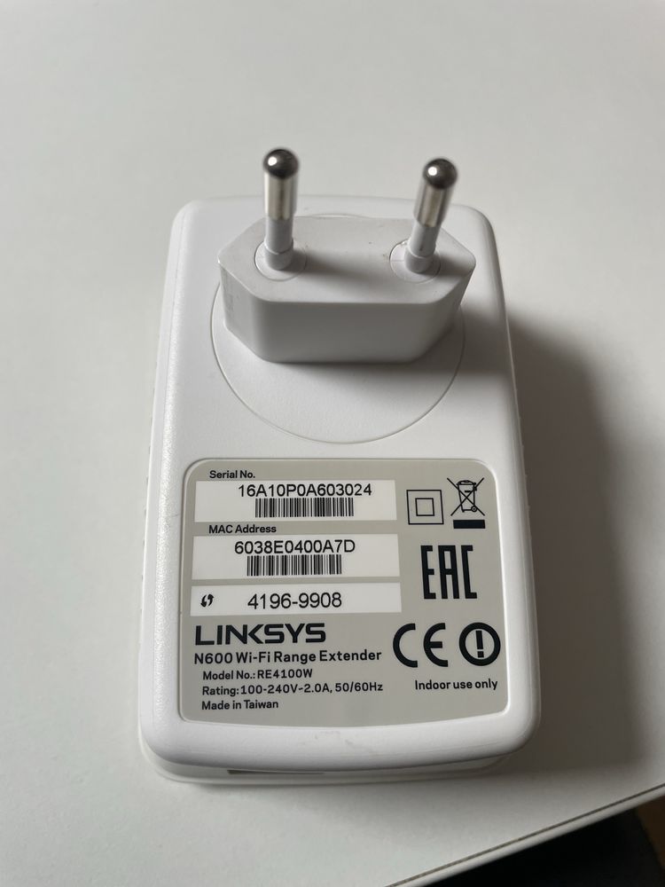 Розширювач мережі Linksys RE4100W ретранслятор