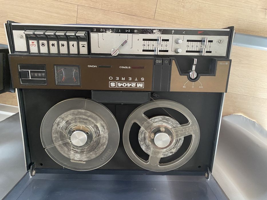 Magnetofon szpulowy UNITRA ZAK M2404S