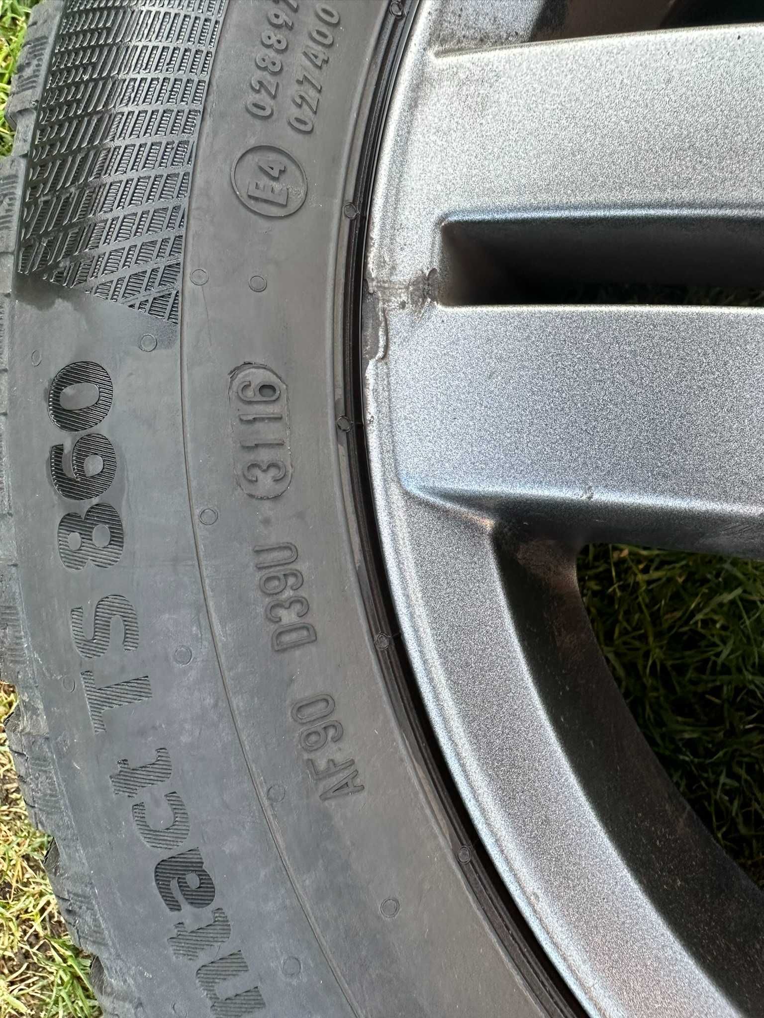 Felgi VW 15" 5x100 stan bdb, Opony zimowe Continental 2016 (3/4)
