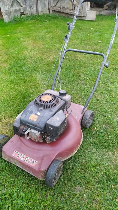 Kosiarka koszarka spalinowa