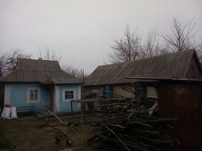 Продається будинок в с.Конева .В будинку всі зручності.
