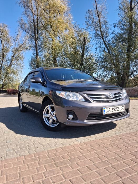 Продаж Toyota Corolla