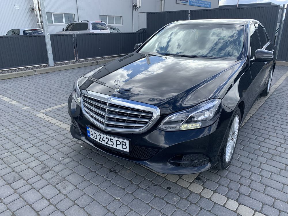 Mercedes E220 4 Matic