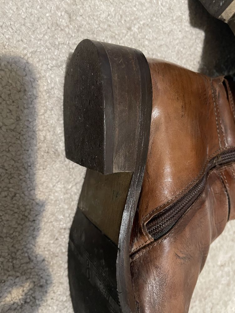 Botas Rasas Castanhas