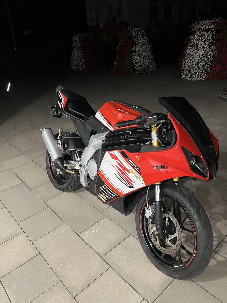 Rieju rs3 125 (yamaha yzf r125,ktm rc125,honda cbr125)
