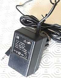 Transformador / Carregador 5.3V 140mA