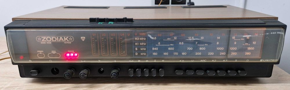 Amplituner Unitra Zodiak DSS-402