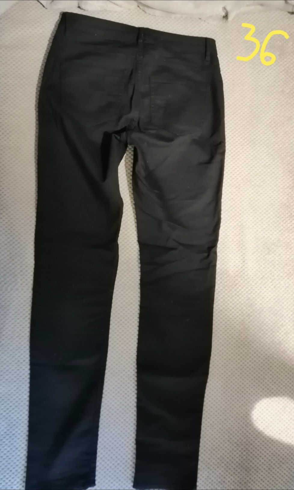 H&M r. 36 Spodnie krótkie i długie czarne w komplecie