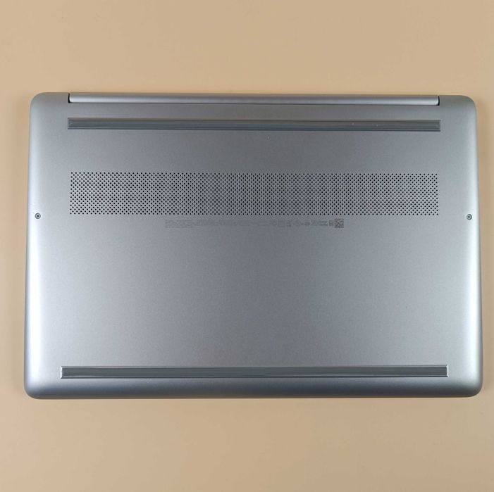 HP 15-EF2033DX Ryzen 3 5300U/16Гб/NVMe 512Гб/15.6"/АКБ 4г+