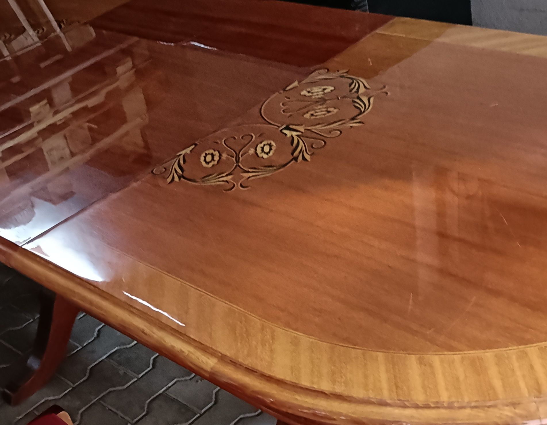 Stół drewniany   rozkładany owalny