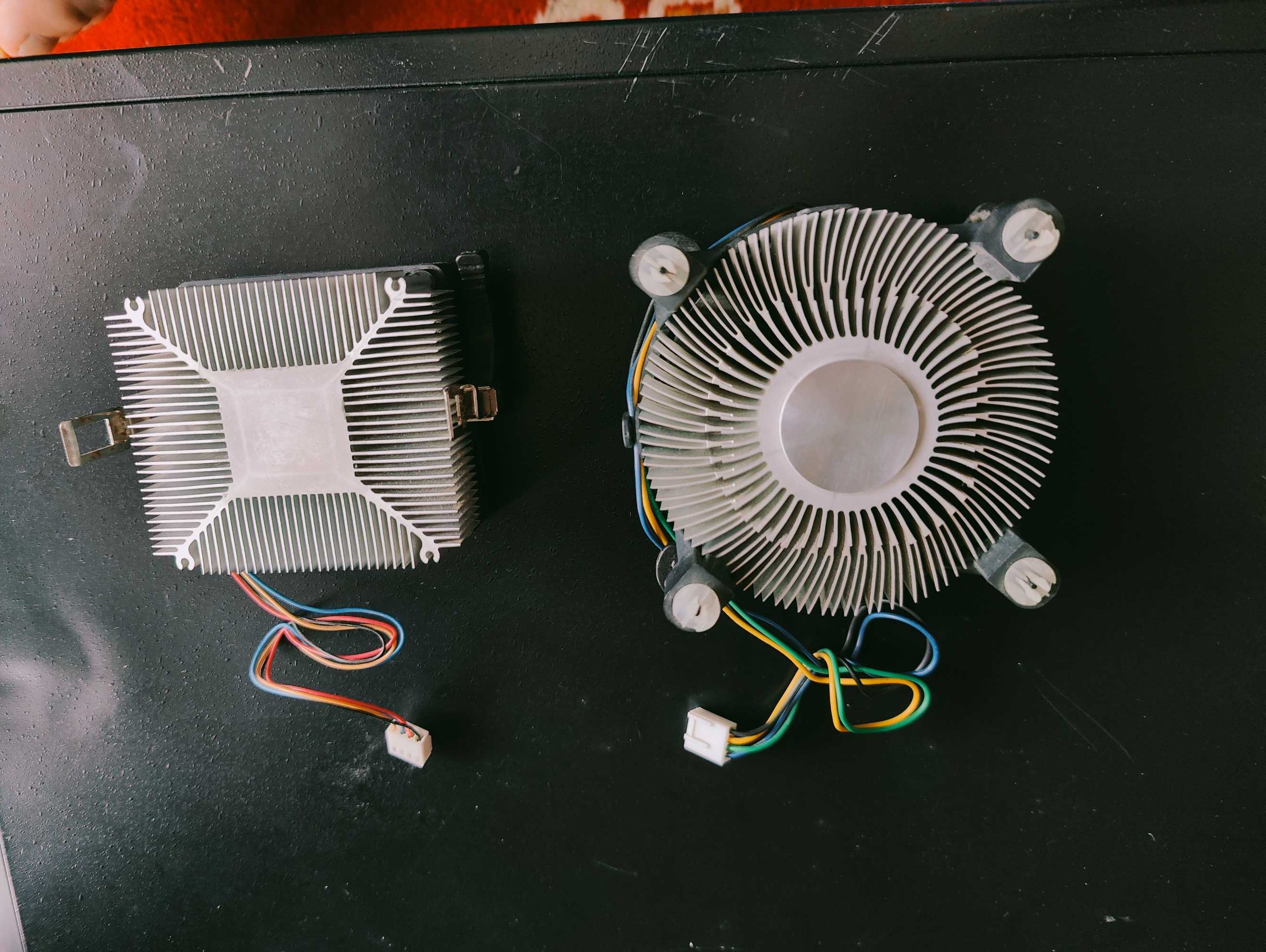 Процесор Intel E8400 та AMD A6-7400