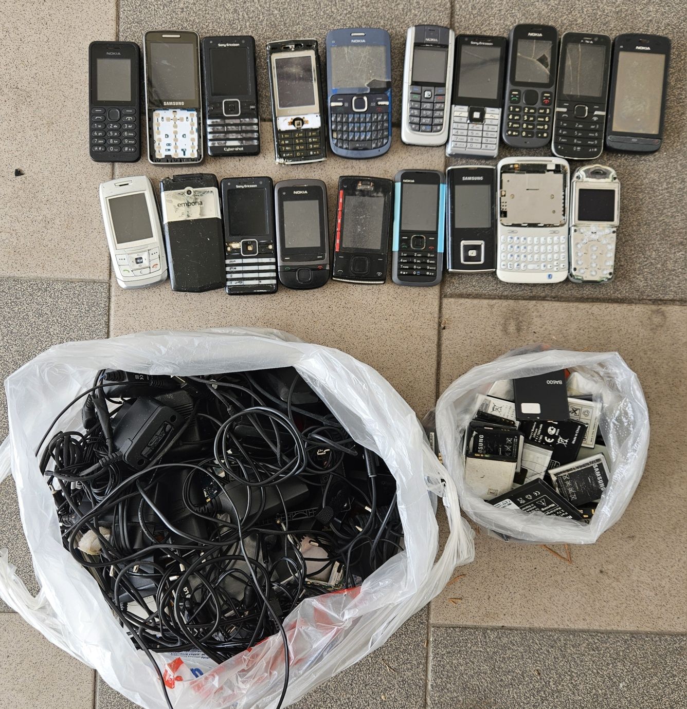 Stare telefony nokia itp