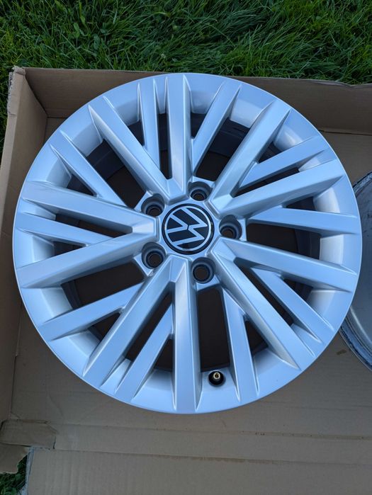 Felgi VW T-ROC Golf Jetta Passat Touran 6.5Jx16H2 5x112 ET43