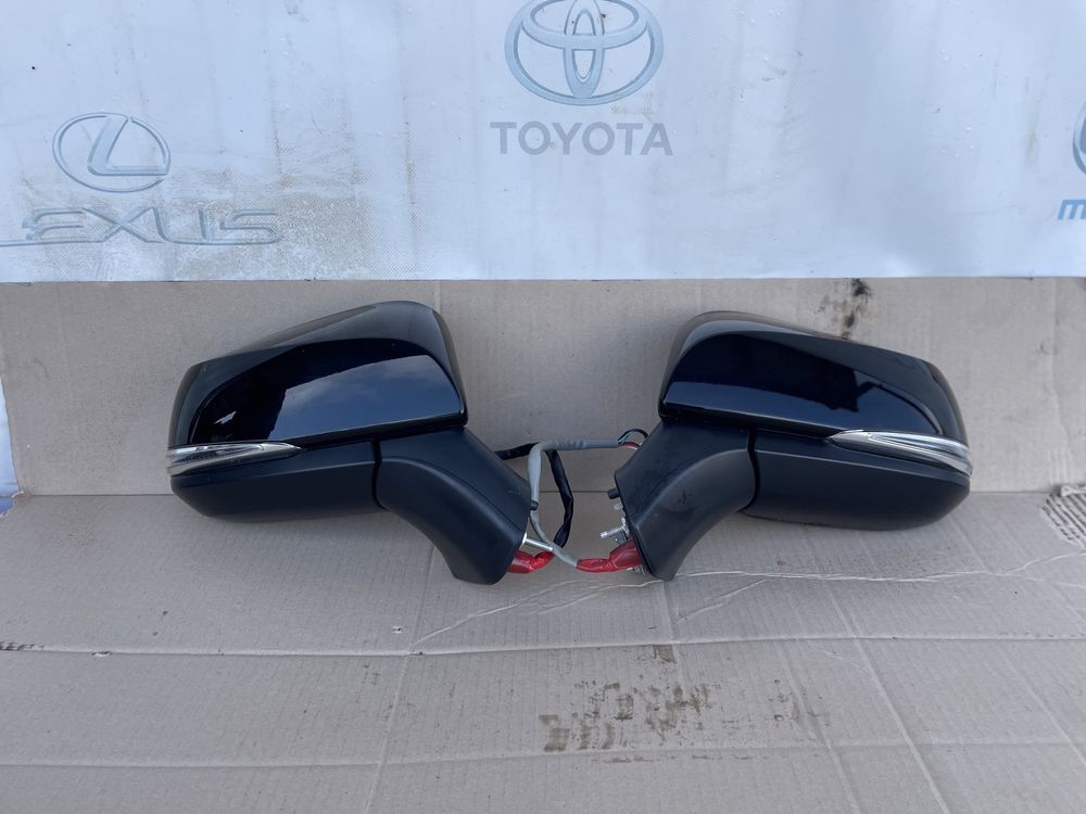 Дзеркало Toyota RAV4 2019-23р Зеркало ліве праве