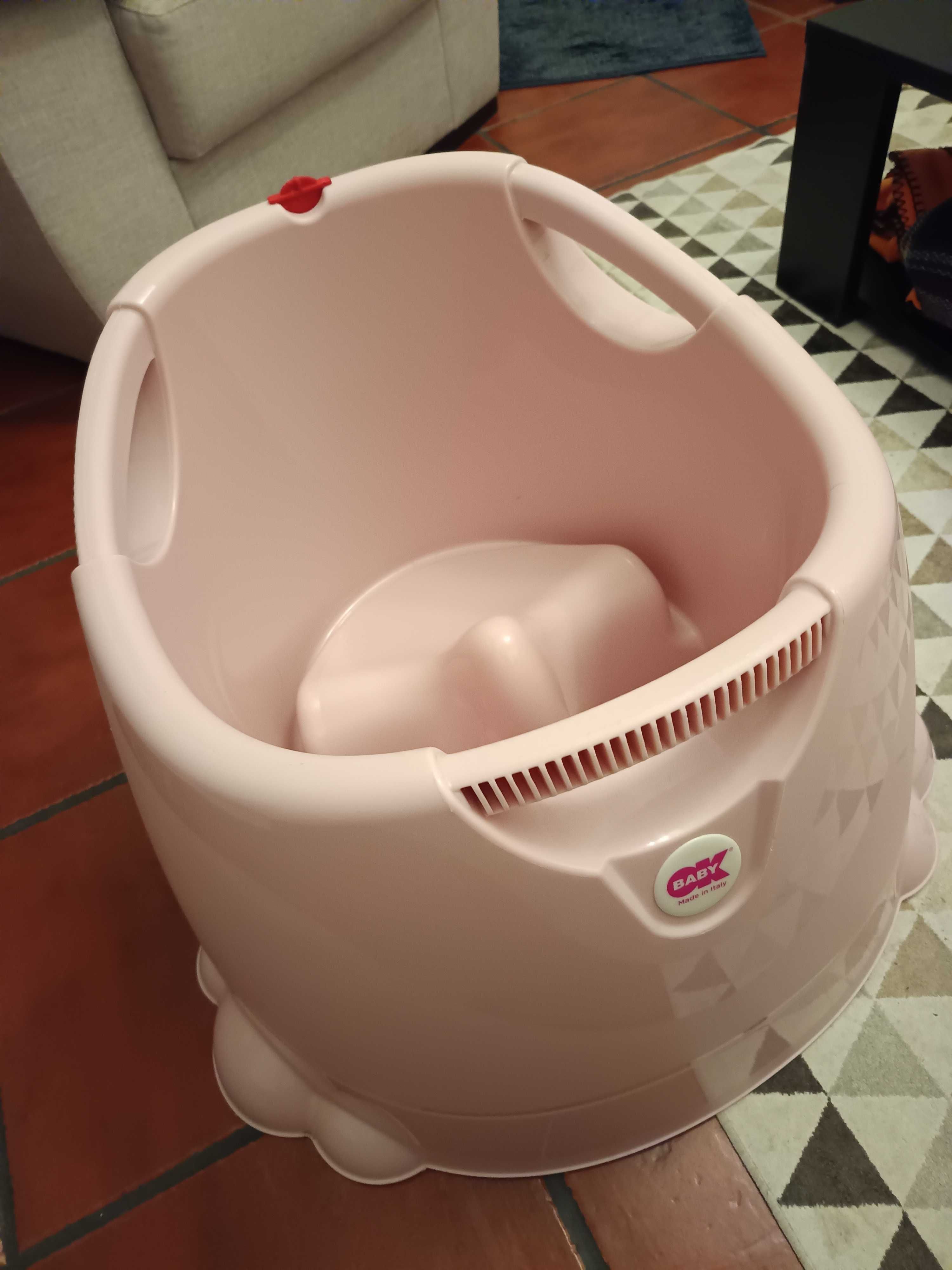 Banheira de criança Oplá Rosa(1 -3 anos) praticamente nova