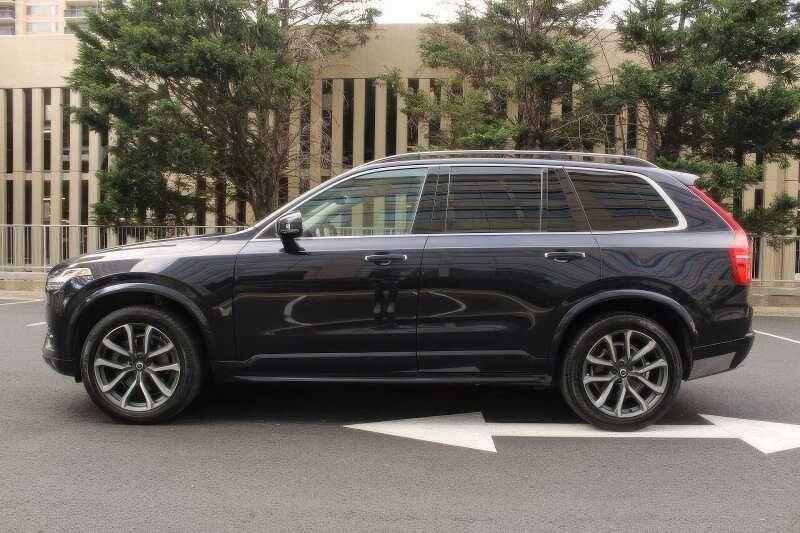 2019 Volvo XC90 T6 Momentum