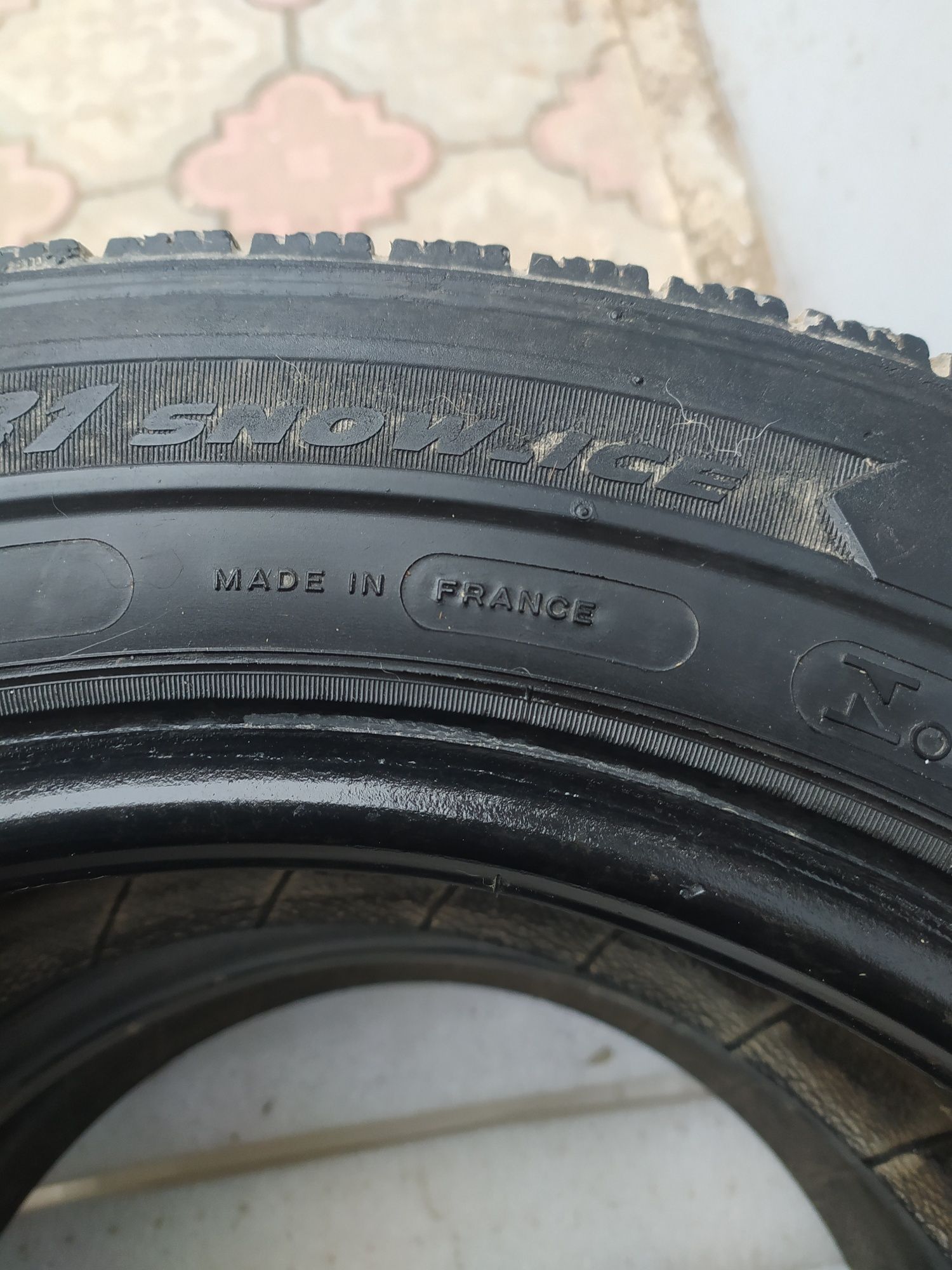 Резина MICHELIN 195/65 R16 C.  з Німеччини