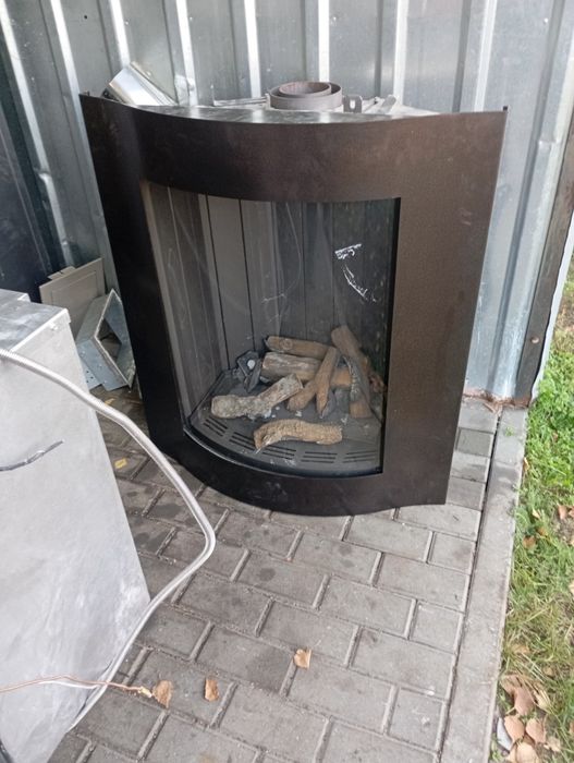 Gazowy kominek na butle 33kg 11kg wolnostojący pod zabudowę wiszący