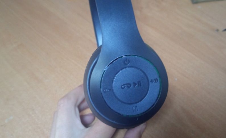 Продаю навушники p47 в чудовому стані