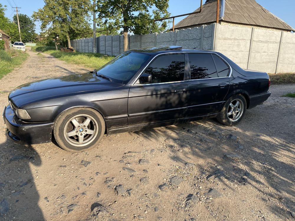 Продам BMW e732 в доброму стані