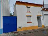 Casa T2 em Comenda de 50,00 m2