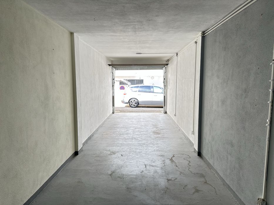 Garagem +-30m² – Quinta do Repouso