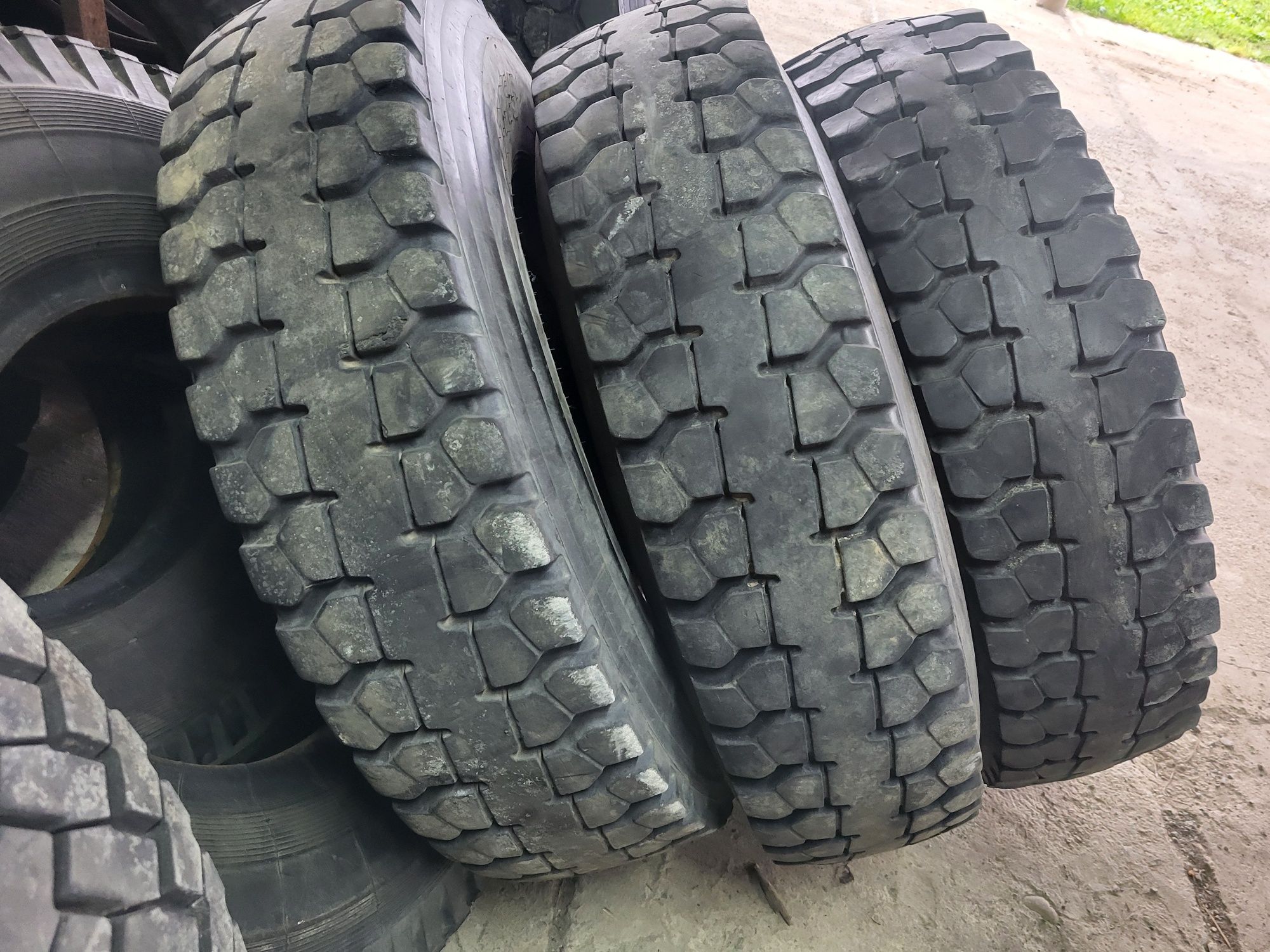 Колеса 12 00 20 Pireli зіл маз краз