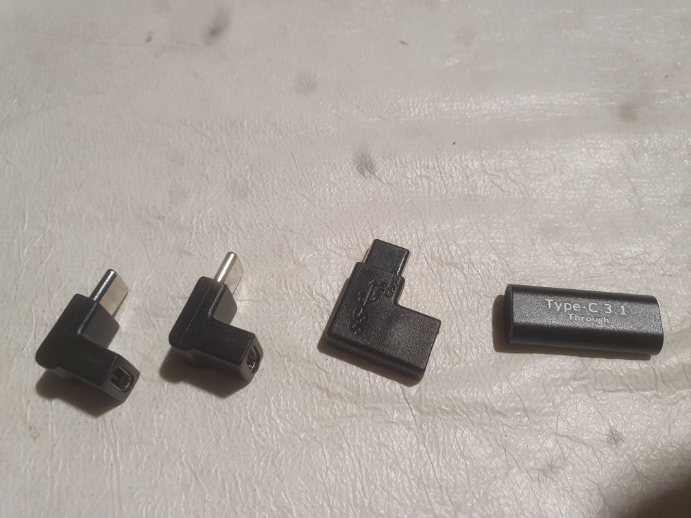 4 szt Adapter typu C, kompaktowy konwerter zasilania męski na żeński d