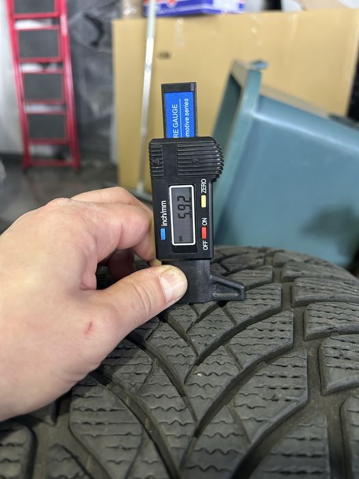 Goodyear UltraGrip Ice 2 245/45 R19 102T XL FP