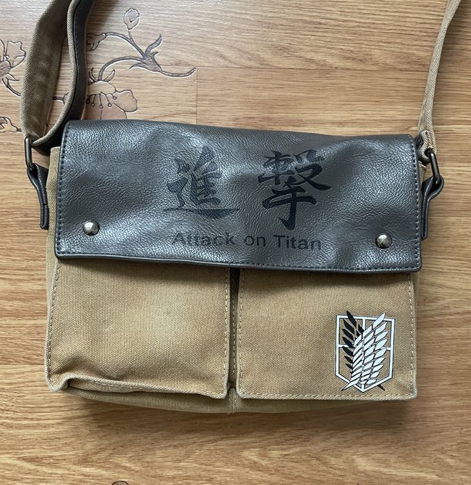 Вінтажна Сумка Attack on Titan