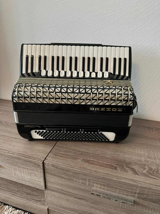 Acordeão Hohner Atlantic IV N